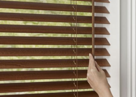 Store de bois qualité